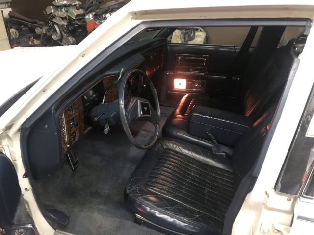 1990 Cadillac Fleetwood - photo 5