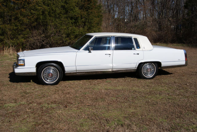 1990 Cadillac Fleetwood - photo 2