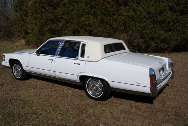 1990 Cadillac Fleetwood - photo 3
