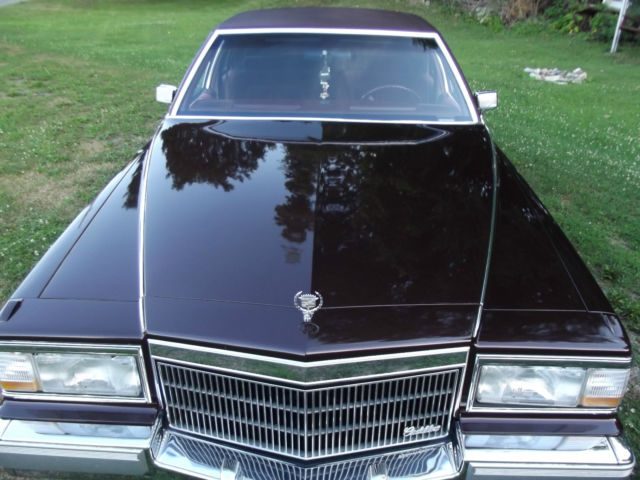 1990 Cadillac Brougham - photo 2
