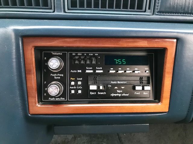 1990 Cadillac Fleetwood - photo 7