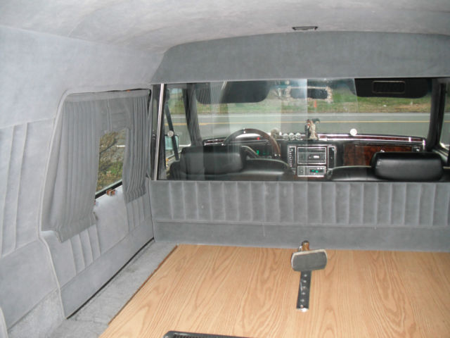 1990 Cadillac Fleetwood - photo 10