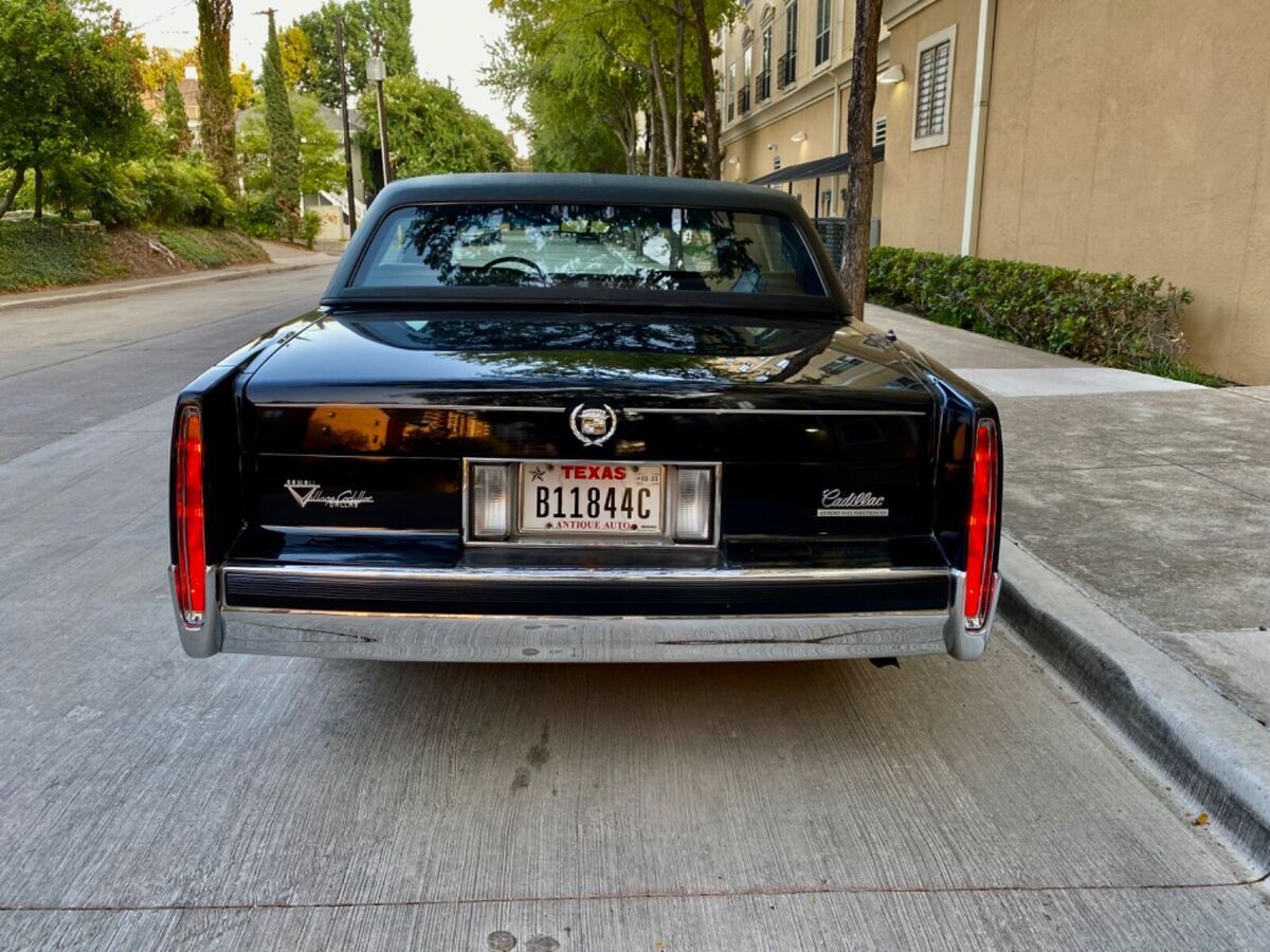 1990 Cadillac Fleetwood - photo 3