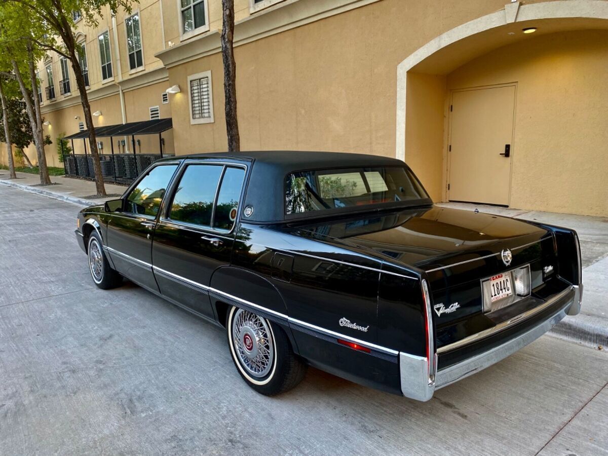 1990 Cadillac Fleetwood - photo 4