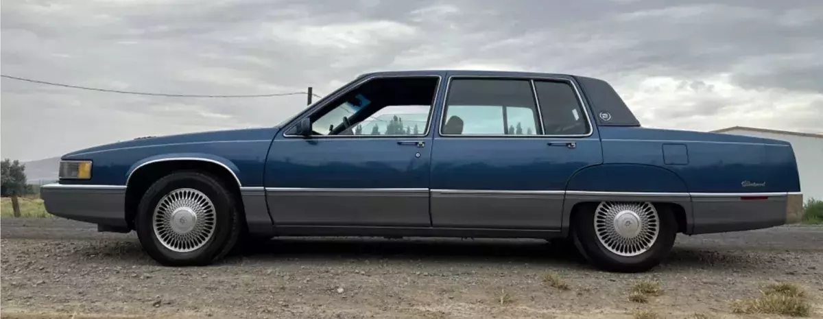 1990 Cadillac Fleetwood original survivor. 1990 Cadillac Fleetwood