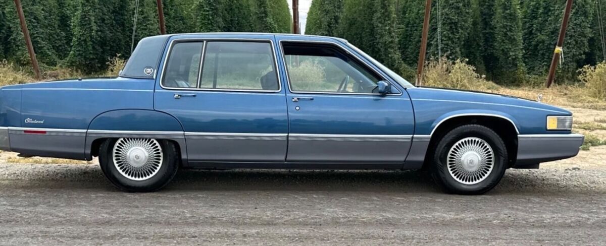 1990 Cadillac Fleetwood - photo 2