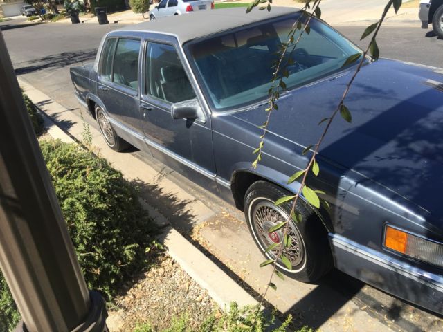 1990 Cadillac DeVille Base 4 Door Sedan - photo 4