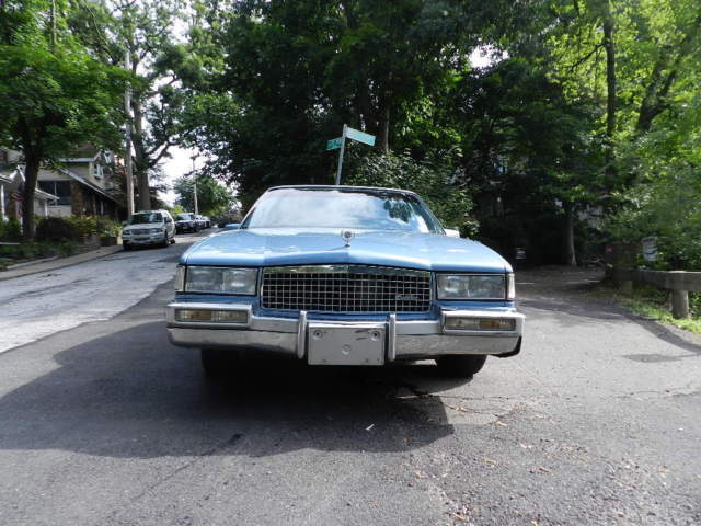 1990 CADILLAC SEDAN DEVILLE LOW MILES MINT CLASSIC ADULT OWNER CLEAN GARAGED 1990 Cadillac DeVille 4dr Sedan