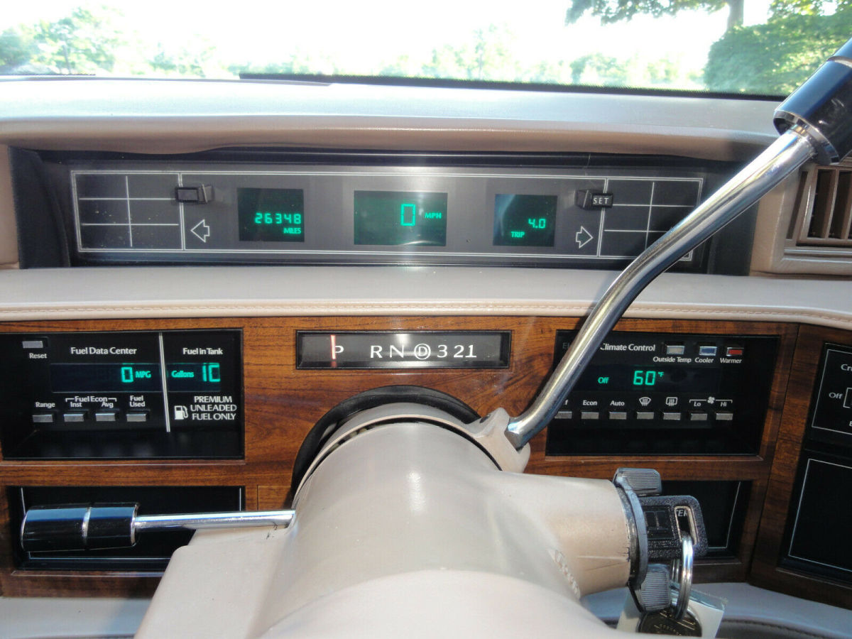 1990 Cadillac DeVille - photo 12
