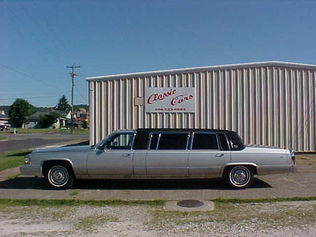 1990 Cadillac SIX  DOOR  LIMO
