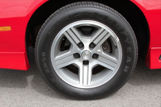 1990 Chevrolet Camaro - photo 7