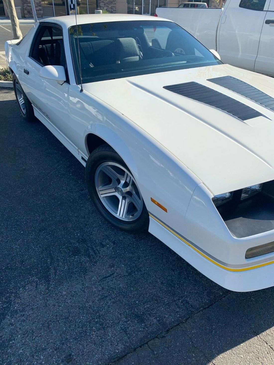 1990 Chevrolet Camaro - photo 2