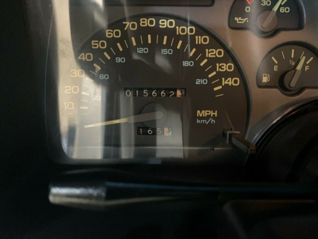 1990 Chevrolet Camaro - photo 9