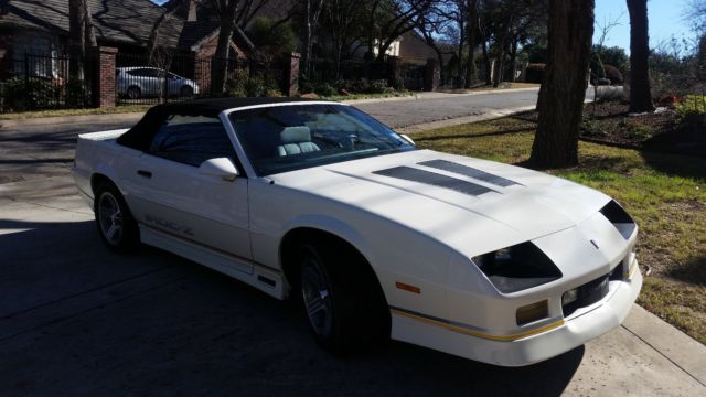 1990 Chevrolet Camaro IROC Z - photo 12