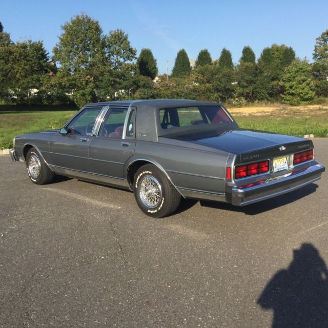 1990 Chevrolet Caprice Brougham LS - photo 3