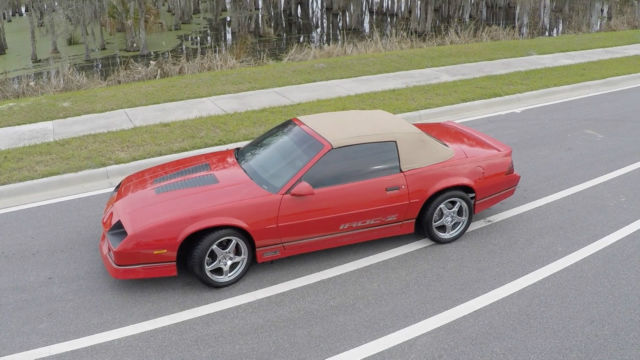 1990 Chevrolet Camaro IROC edition - photo 3