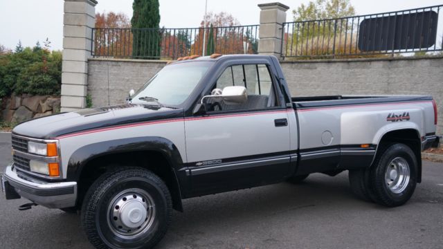 1990 Chevrolet C/K Pickup 3500 scottsdale pkg - photo 2