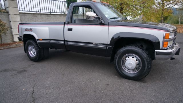 1990 Chevrolet C/K Pickup 3500 scottsdale pkg - photo 3