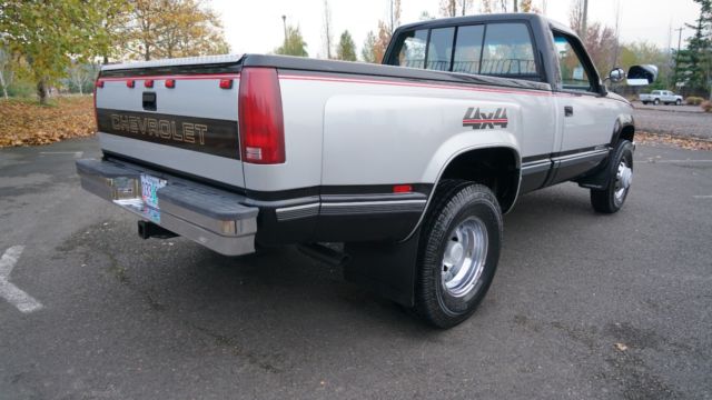 1990 Chevrolet C/K Pickup 3500 scottsdale pkg - photo 6