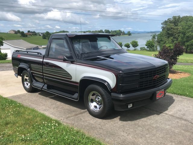 1990 Chevrolet C/K Pickup 1500 454SS - photo 2