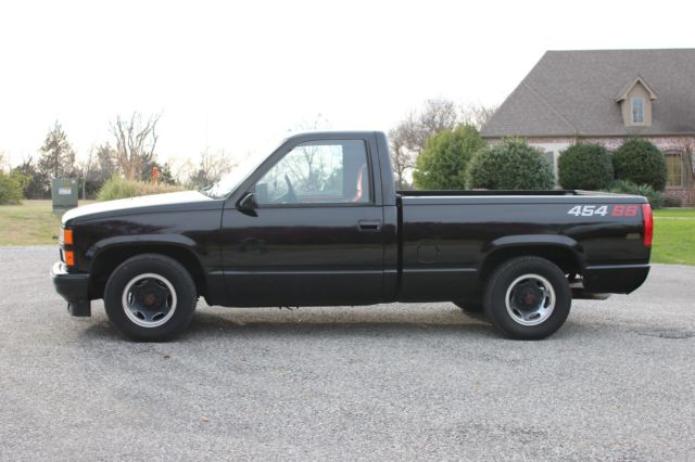1990 Chevrolet C/K Pickup 1500 - photo 2