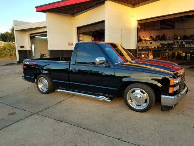 1990 Chevrolet C/K Pickup 1500 454SS - photo 3