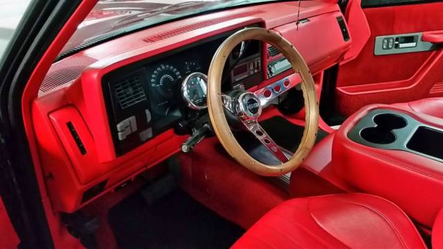 1990 Chevrolet C/K Pickup 1500 454SS - photo 4