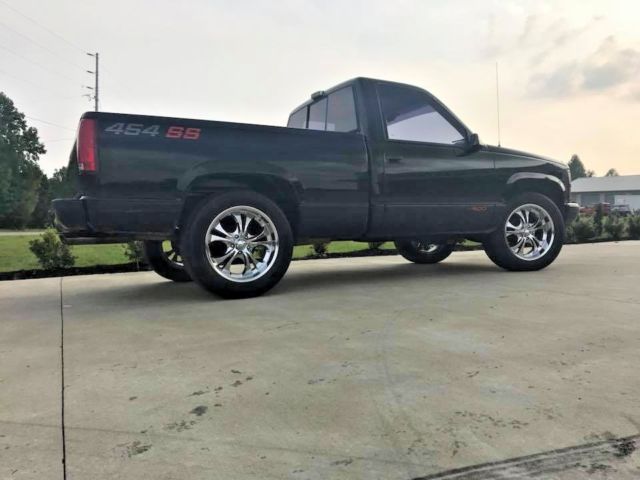 1990 Chevrolet C/K Pickup 1500 - photo 2