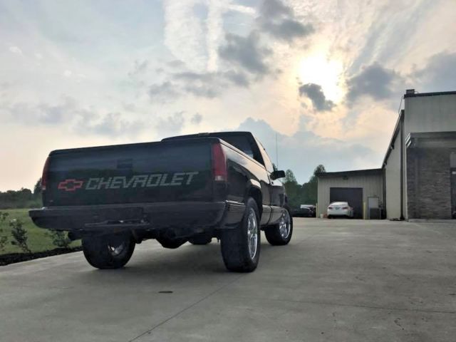 1990 Chevrolet C/K Pickup 1500 - photo 8
