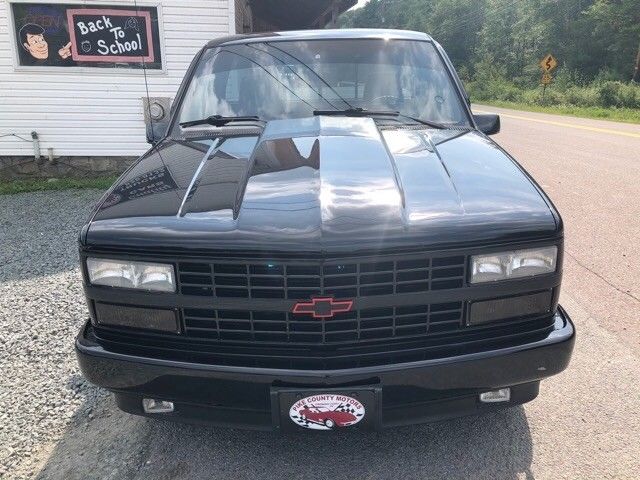 1990 Chevrolet C/K Pickup 1500 454 ss - photo 2
