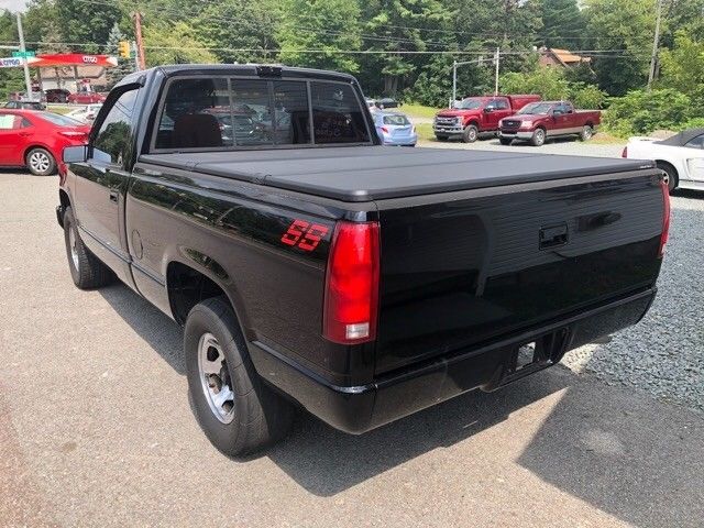 1990 Chevrolet C/K Pickup 1500 454 ss - photo 3