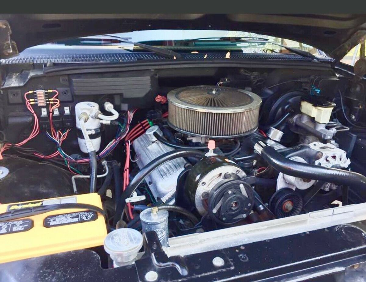 1990 Chevrolet C/K Pickup 1500 - photo 4