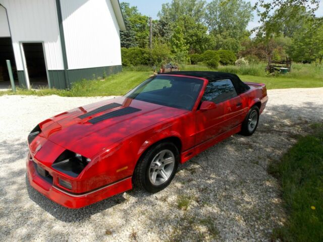 1990 Chevrolet Camaro - photo 2