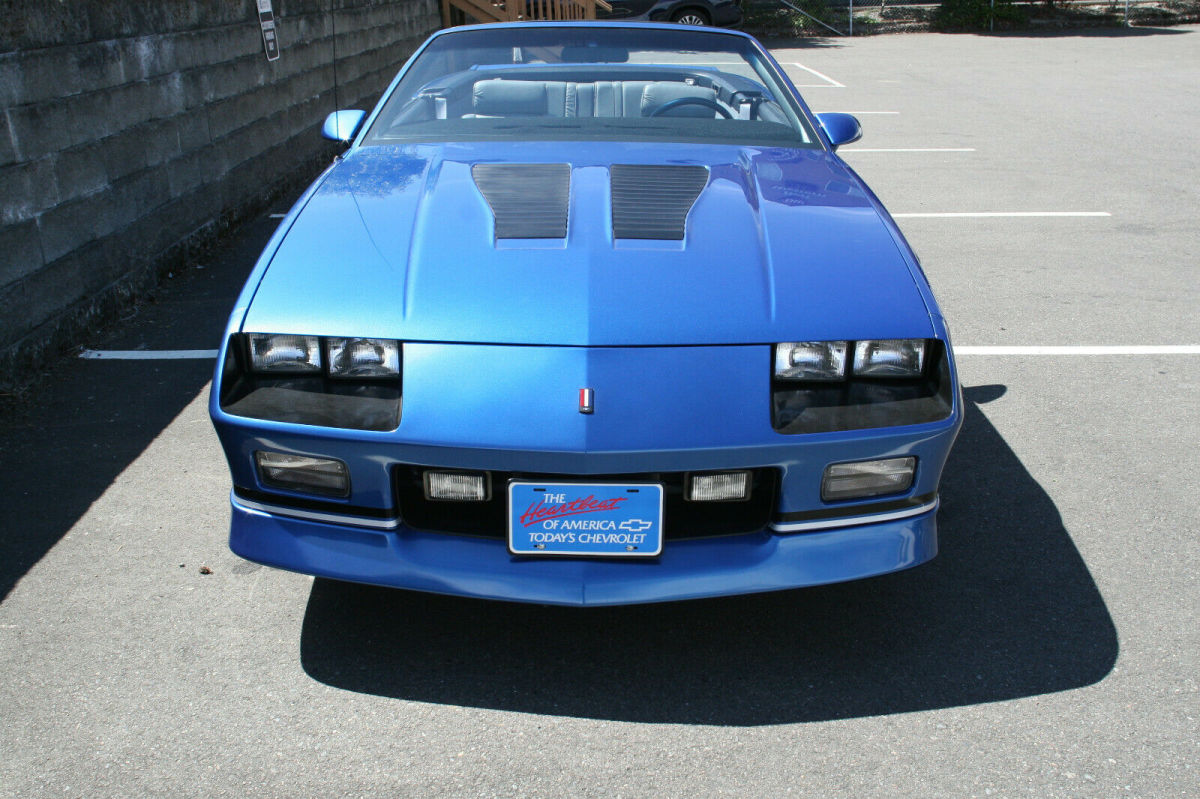 1990 Chevrolet Camaro IROC-Z - photo 10