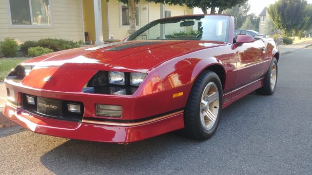 1990 Chevrolet Camaro Iroc Z - photo 2