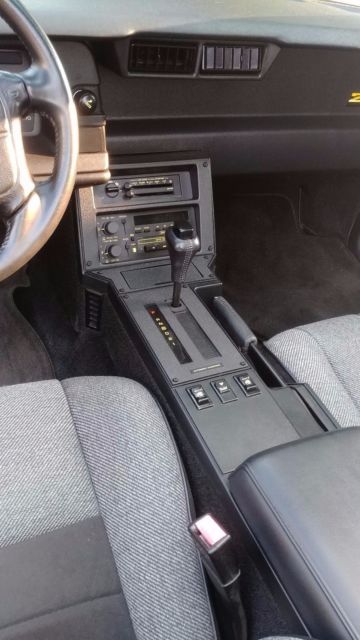 1990 Chevrolet Camaro Iroc Z - photo 4