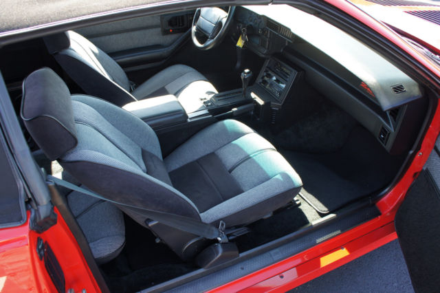 1990 Chevrolet Camaro IROC-Z - photo 13