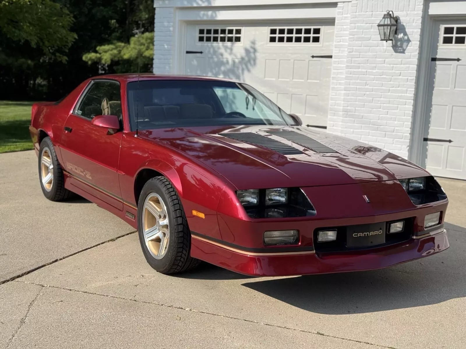 1990 Chevrolet Camaro IROC Z Coupe Red 1990 Chevrolet Camaro IROC-Z 9600 miles Call 248-760-0021