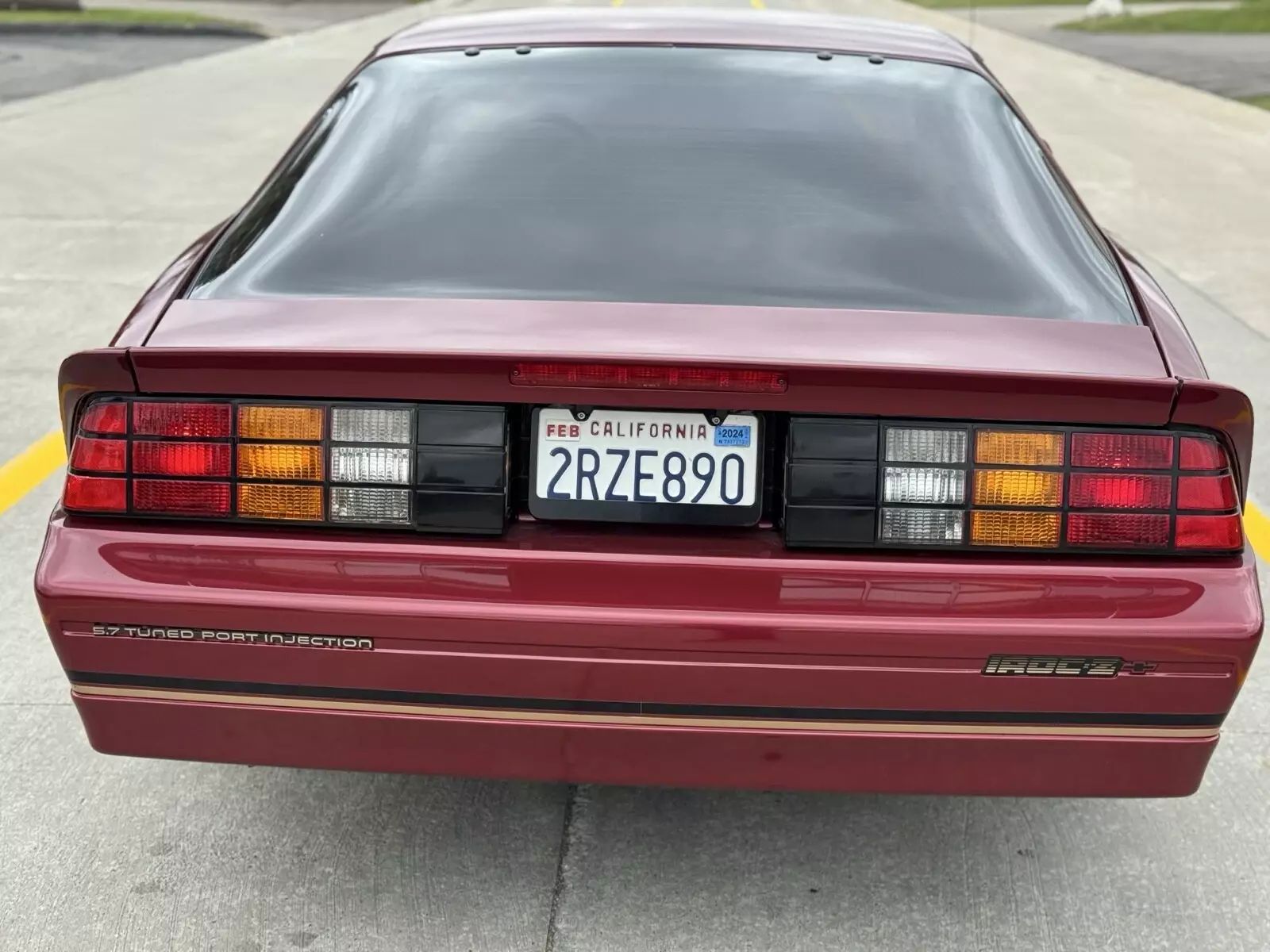 1990 Chevrolet Camaro IROC-Z 9600 miles Call 248-760-0021 - photo 12
