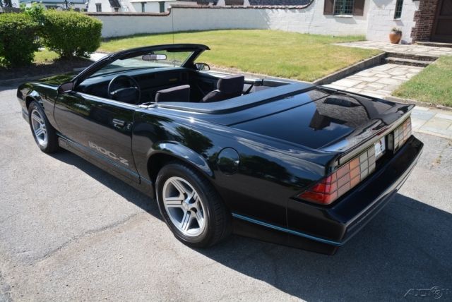 1990 Chevrolet Camaro IROC Z - photo 9