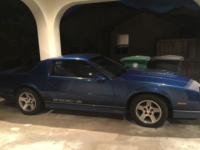 1990 Chevrolet Camaro IROC Z28 - photo 2