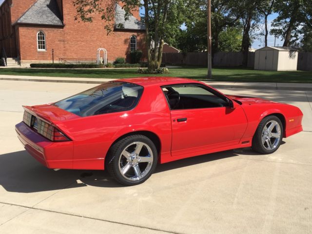 1990 Chevrolet Camaro - photo 6