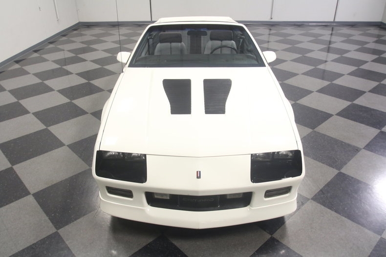 1990 Chevrolet Camaro IROC Z/28 Convertible - photo 8