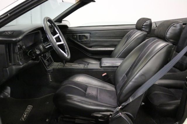1990 Chevrolet Camaro IROC Z/28 Convertible - photo 5