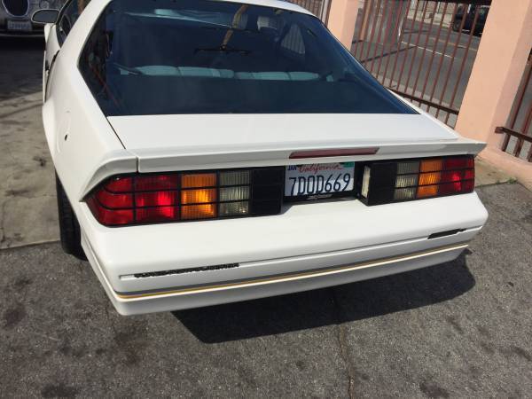 1990 Chevrolet Camaro Z28 Iroc-Z - photo 2