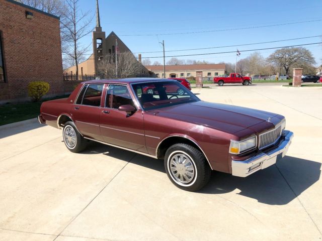 1990 Chevrolet Caprice - photo 2