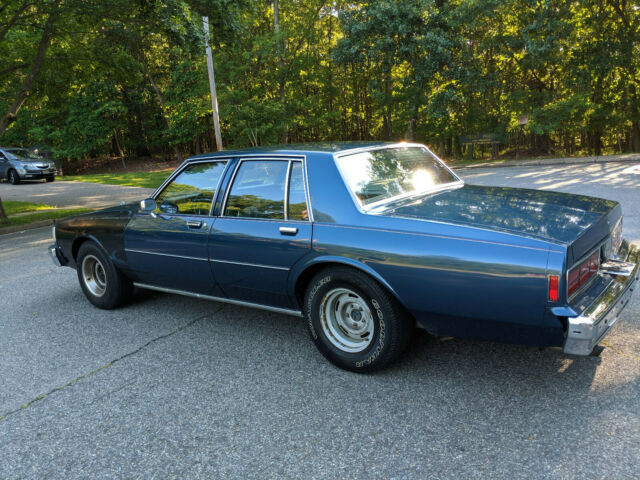 1990 Chevrolet Caprice 9C1 Police Package - photo 3