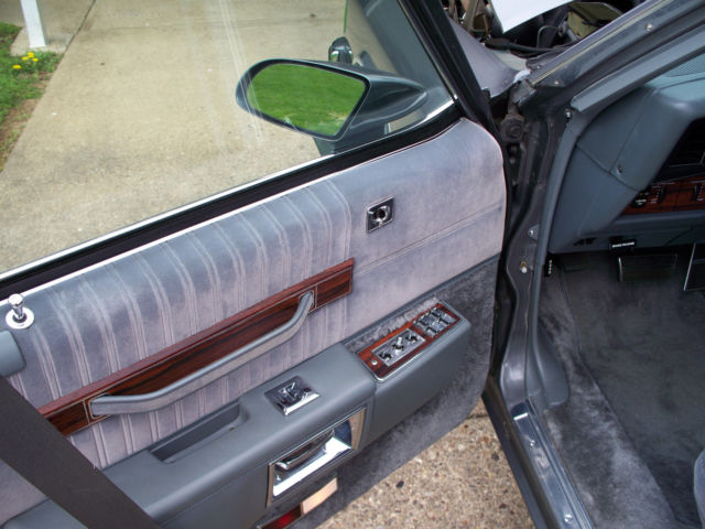 1990 Chevrolet Caprice CAPRICE CLS BROUGHAM LS - photo 12