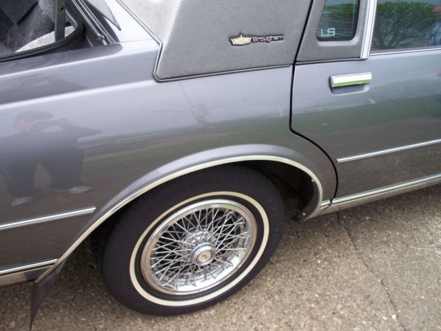 1990 Chevrolet Caprice CAPRICE CLS BROUGHAM LS - photo 4