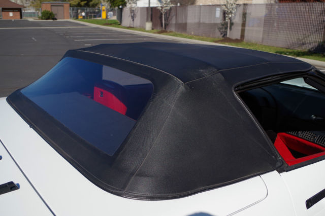 1990 Chevrolet Corvette Convertible - photo 13